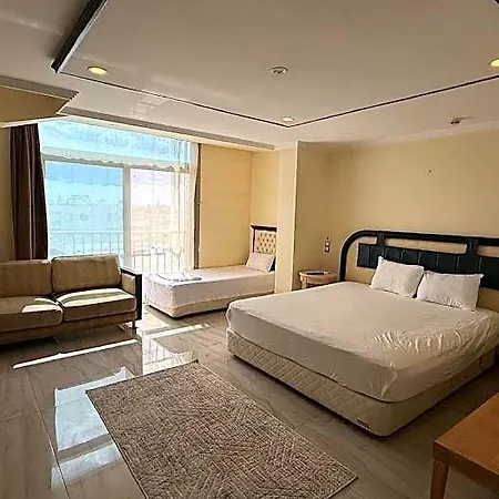 Hotel Airport 3*